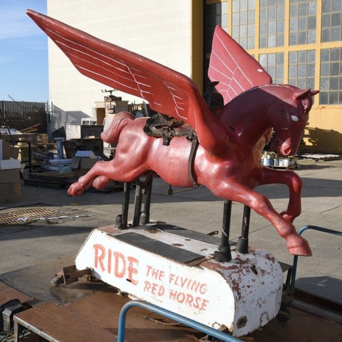 Pegasus children's ride
